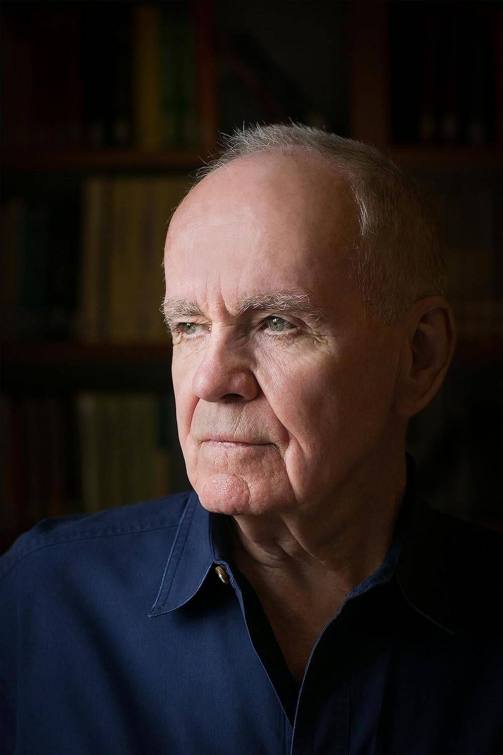 Cormac McCarthy: The Road (Cormac McCarthy) Дорога (Кормак Маккарти) /Книги на английском языке