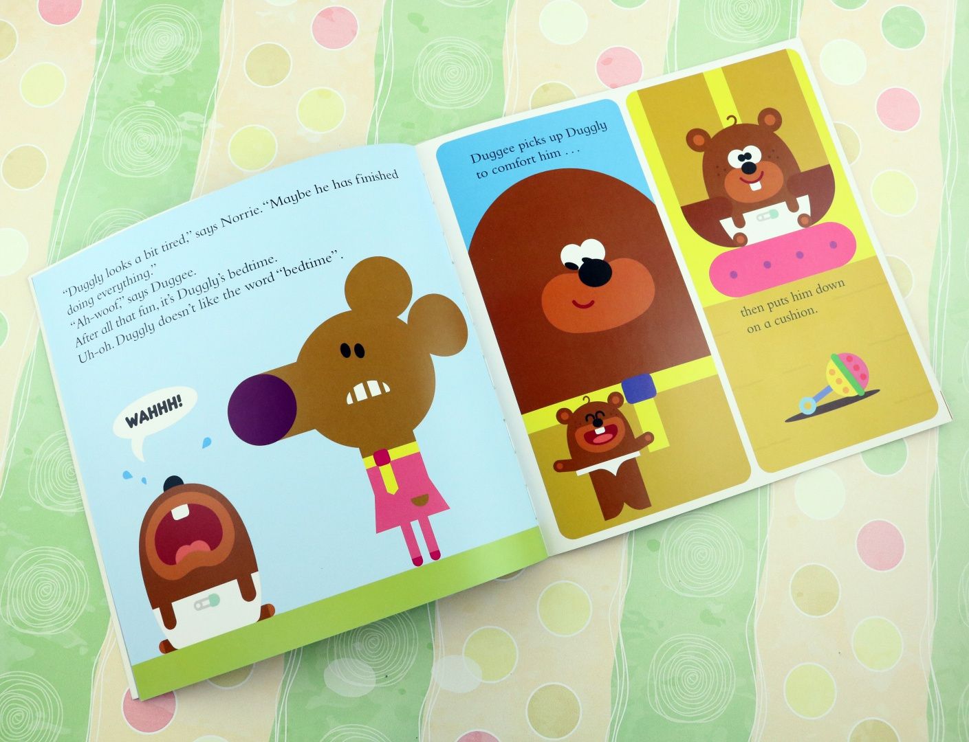 Lauren Holowaty: The Bedtime Badge