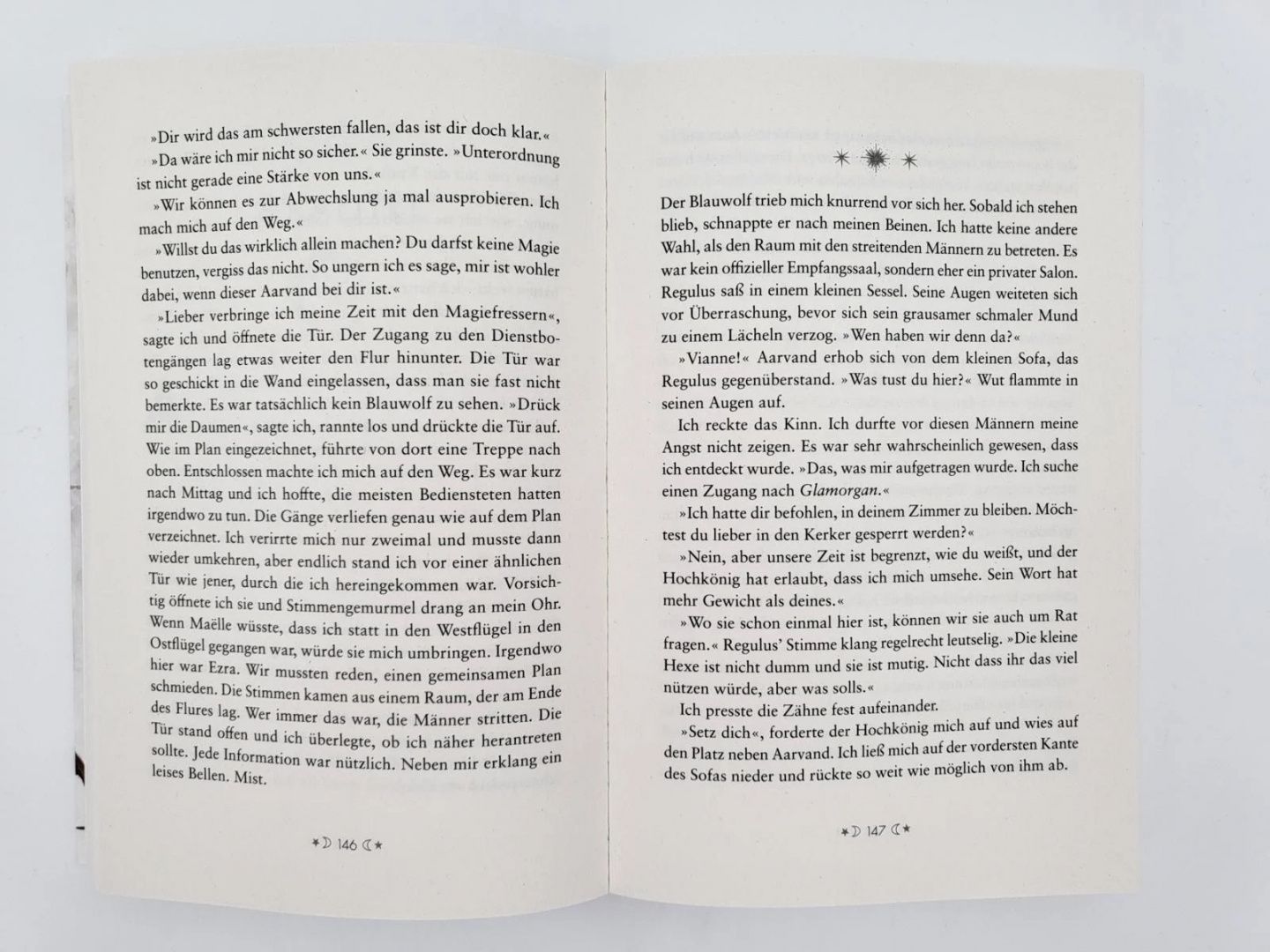 Marah Woolf: Sister of the Moon. Von Siegeln und Knochen