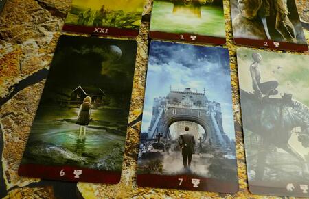 Фотография книги "Джейми Элфорд: Таро Z - Таро Зомби"