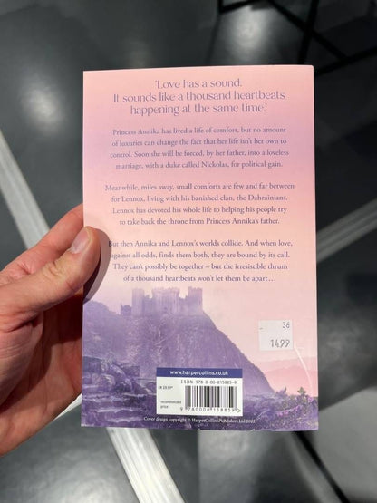 Kiera Cass: A Thousand Heartbeats