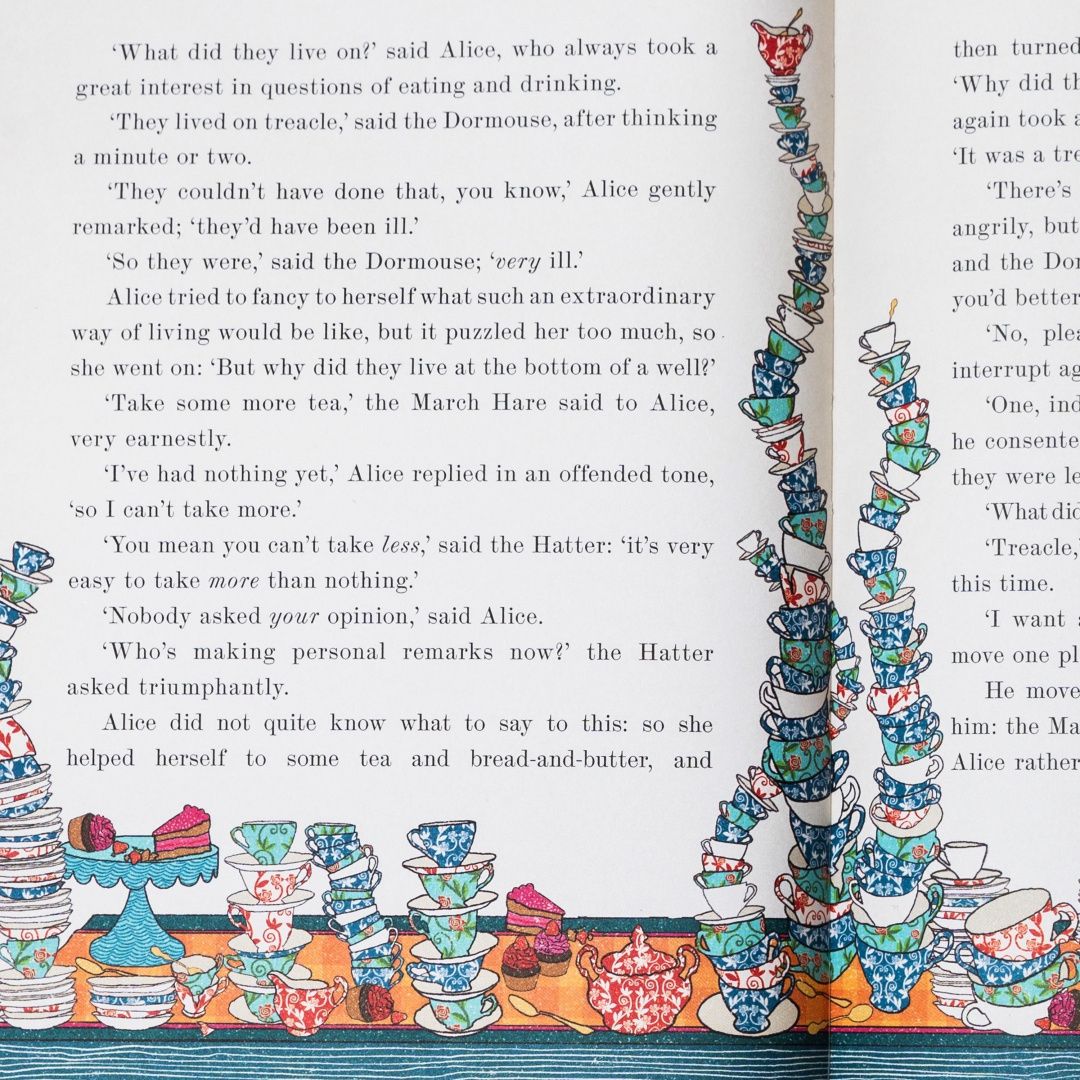 Кэрролл Льюис: Alice's Adventures in Wonderland & Through the Looking-Glass