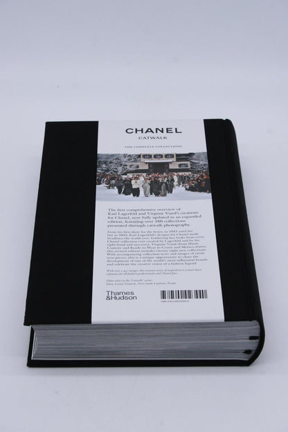 Patrick Maures: Chanel Catwalk: The Complete Collections