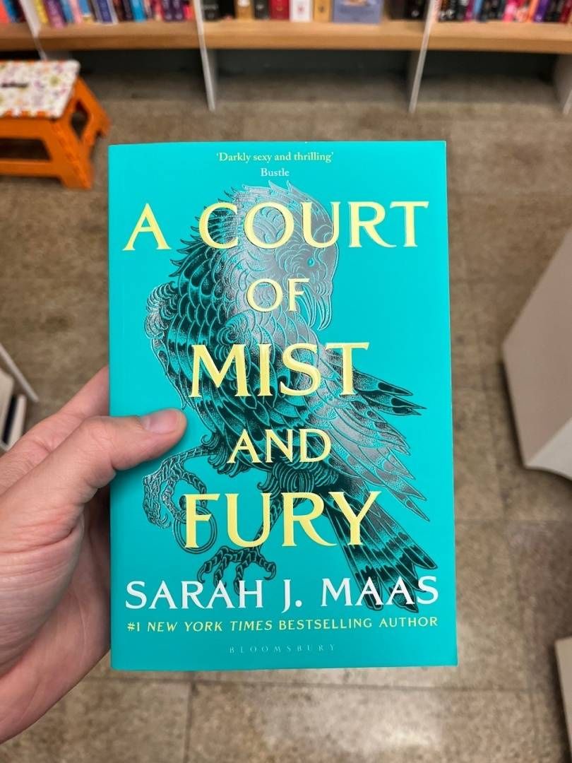 Sarah Maas: A Court of Mist and Fury