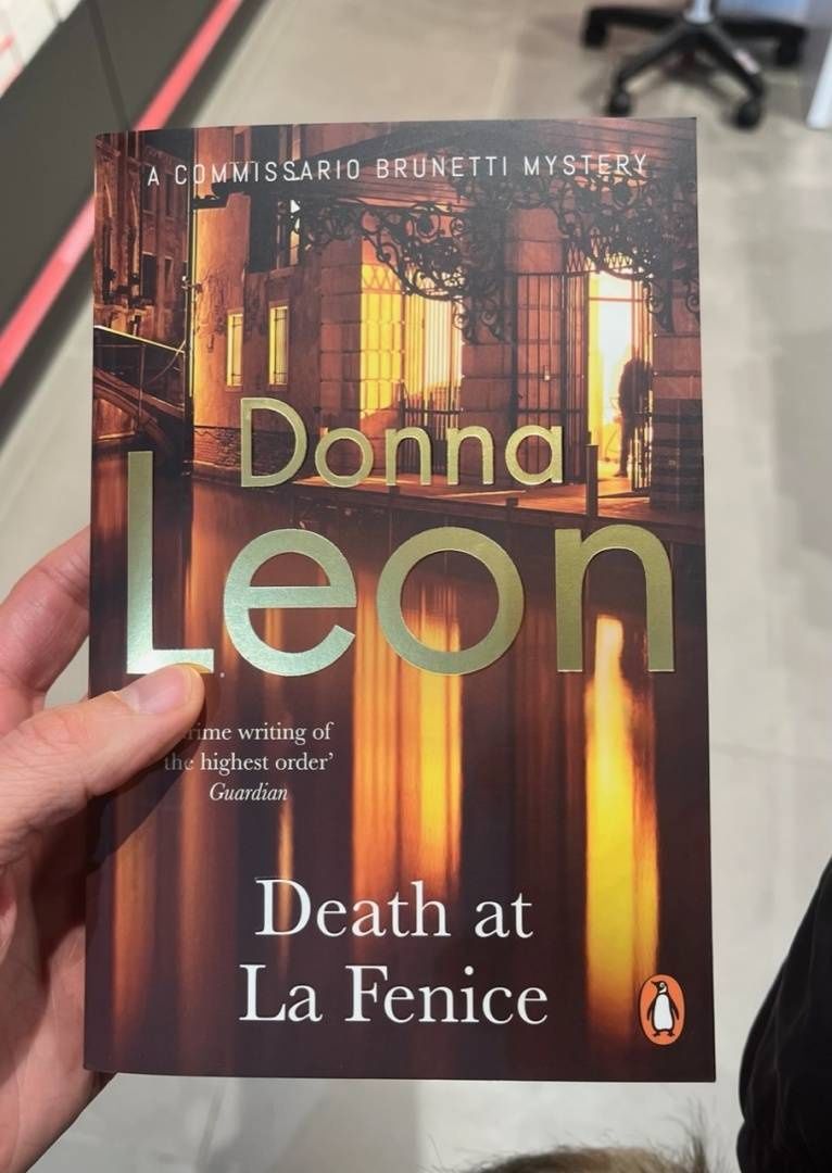 Donna Leon: Death at La Fenice