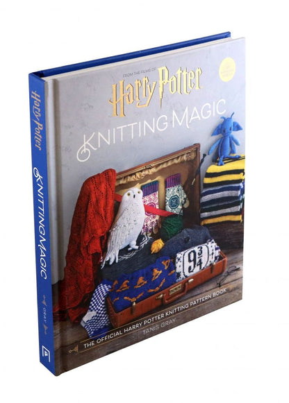 Tanis Gray: Harry Potter Knitting Magic. The official Harry Potter knitting pattern book