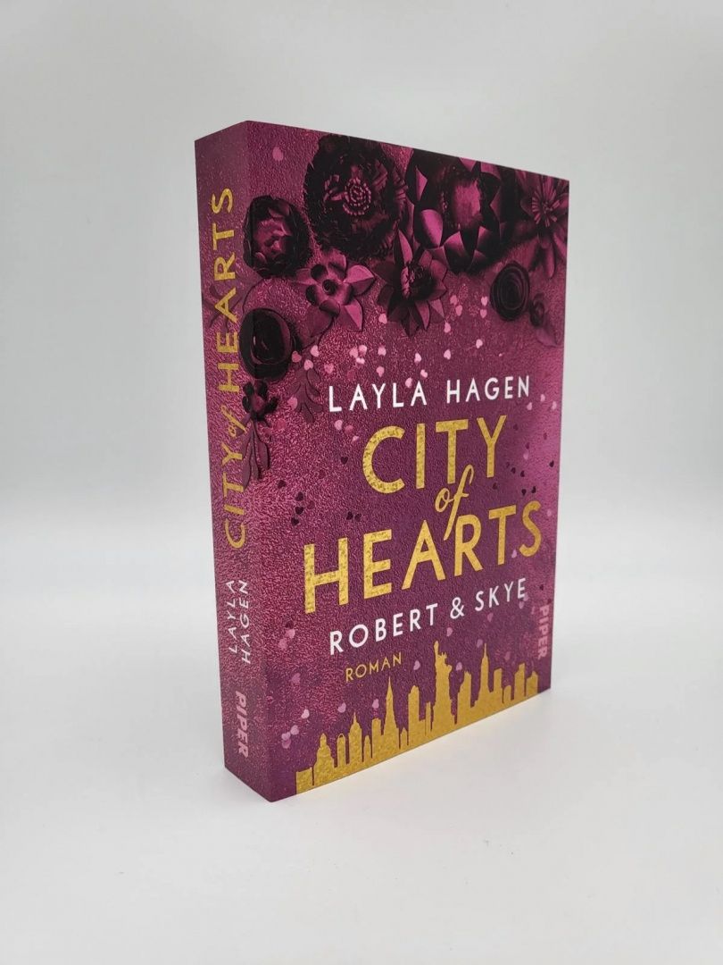 Layla Hagen: City of Hearts – Robert & Skye