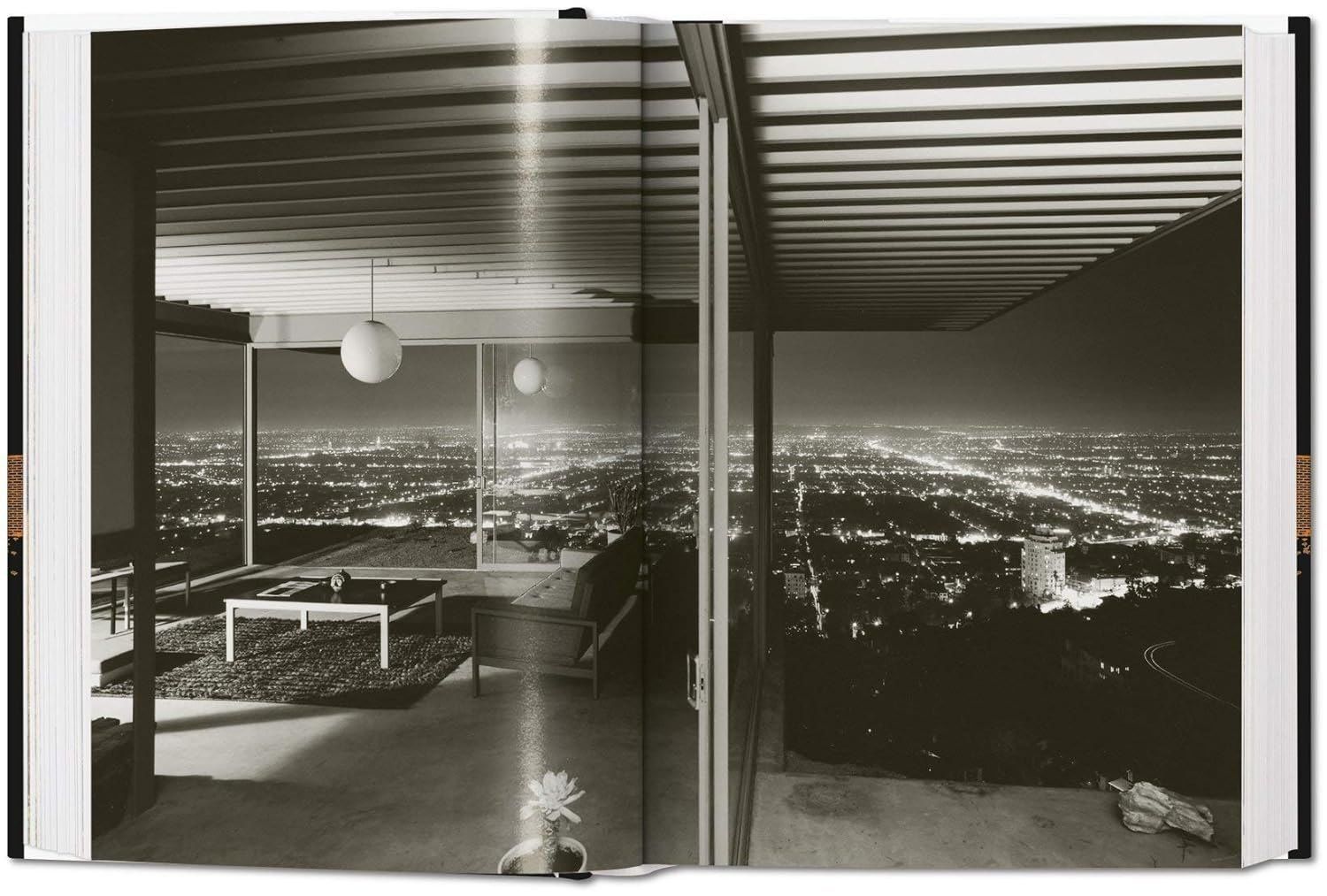 Elizabeth Smith: Case Study Houses: The Complete CSH Program 1945-1966