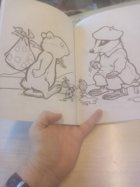 Фотография книги "Большая книга раскрасок для маленьких художников"