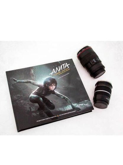 Фотография книги "Эбби Бернштейн: Алита: Боевой ангел. Энциклопедия"