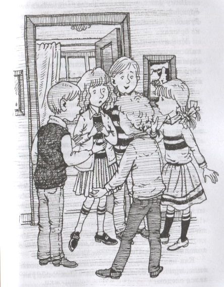 Фотография книги "Энид Блайтон: Тайна украденной мебели"