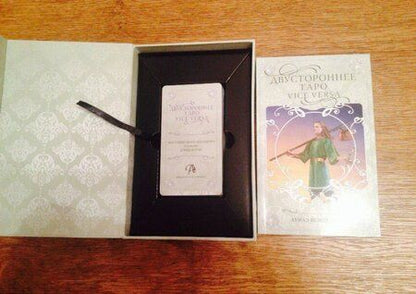 Фотография книги "Филадоро, Везерстоун: Двустороннее таро "Vice Versa""