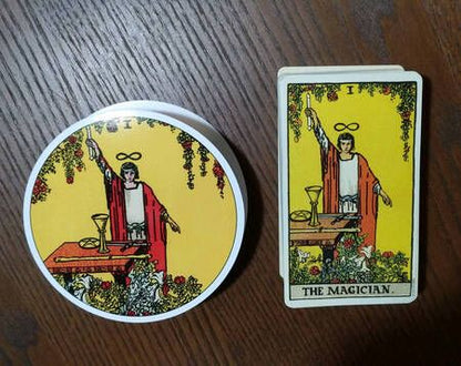 Фотография книги "Graham, Waite: Tarot Original 1909. Circular Edition"