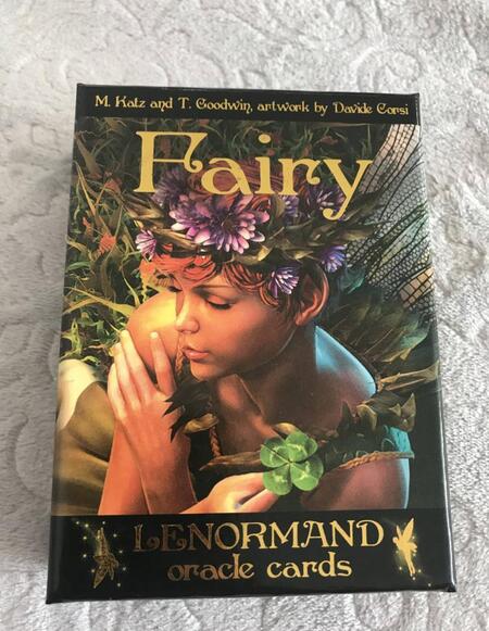 Фотография книги "Katz, Гудвин: Fairy Lenormand Oracle"