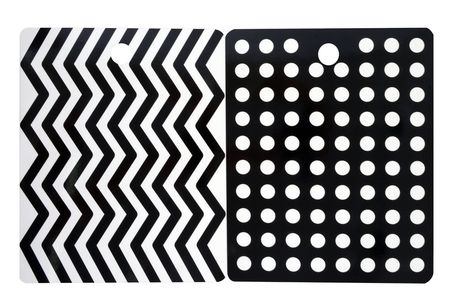 Фотография книги "Книжка-раскладушка. Развиваем зрение и внимание с рождения до 6 месяцев"