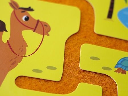 Фотография книги "Кто моя мама? Следуй за линией! Тактильная книжка"