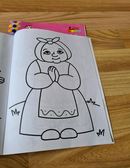 Фотография книги "Курочка Ряба. Сказки-раскраски для детей 2-3 лет"