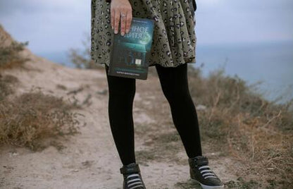 Фотография книги "Макквесчин: Лунное дитя"