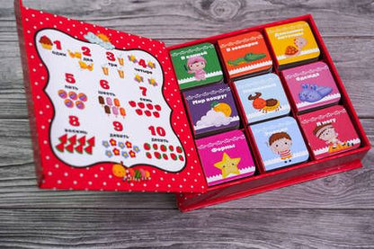 Фотография книги "Первые книжки для малыша. 9 книжек-кубиков!"