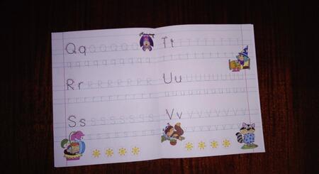 Фотография книги "Пишем по-английски. Алфавит. 5-6 лет"