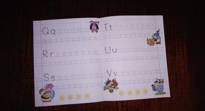 Фотография книги "Пишем по-английски. Алфавит. 5-6 лет"