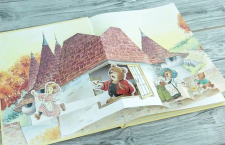 Фотография книги "Самые красивые сказки"