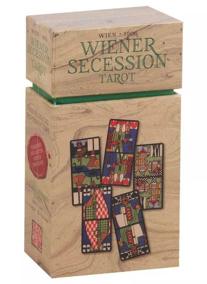 Фотография книги "Wiener Secession Tarot. Wien 1906. Limited Edition"