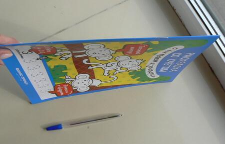 Фотография книги "Юлия Разумовская: Считаем в зоопарке. Книжка-раскраска"