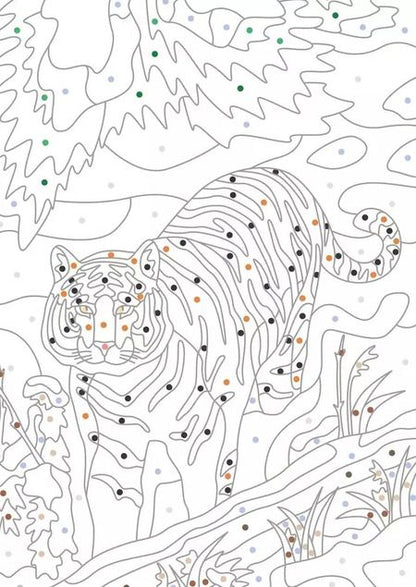 Фотография книги "Животные России. Цвета, символы, номера"